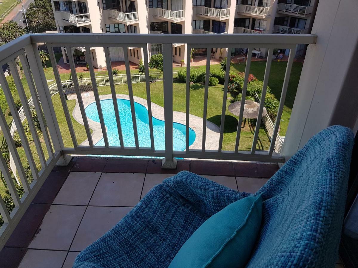 Umdloti Beach Apartment Extérieur photo